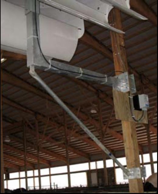 4.3 FLOOR STANDING MOUNT Figure 7 - Absolute Air install on a column In this configuration the fan could be mounted horizontally or in a 30 degrees slope (See Figure 8).