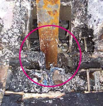 From a security video, fire system automatic activation was delayed about eight minutes, likely because of two issues that reduced hood airflow and heating of the fusible links: Old, unlisted mesh