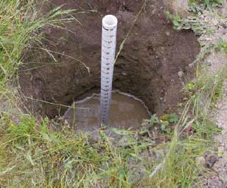 INFILTRATION RATES: Rain Garden Methods Small-scale test hole Dig hole 1 to