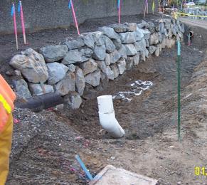 HYDRAULIC RESTRICTION LAYER Where infiltration is prohibited or not prudent Must use underdrain 2009 Seattle Stormwater Manual Clay (bentonite) or geomembrane Impermeable