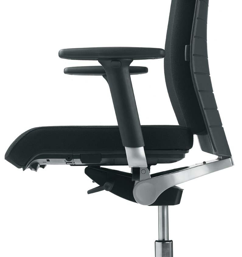 Great comfort thanks to 3D armrests With angle and depth adjustment for working close to the desk; full support provided by backrest. Typical Werndl system ergonomics. A chair for everyone?