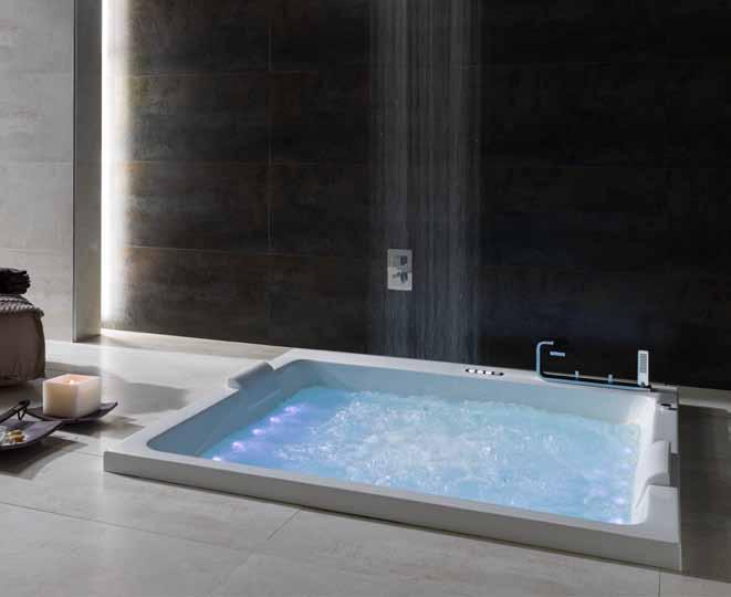 04 BATHROOMS BATHS Bathtub CHELSEA 80x80 cm Bathtub, freestanding, without