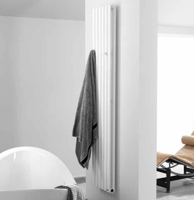 Available in white with towel rail or as 45x8 cm LIS REFLEX in polished steel finish Bathroom towel heaters TETRIS - METALES 40x40 cm TETRIS vertical panel towel heater with towel rail 4 Bathroom