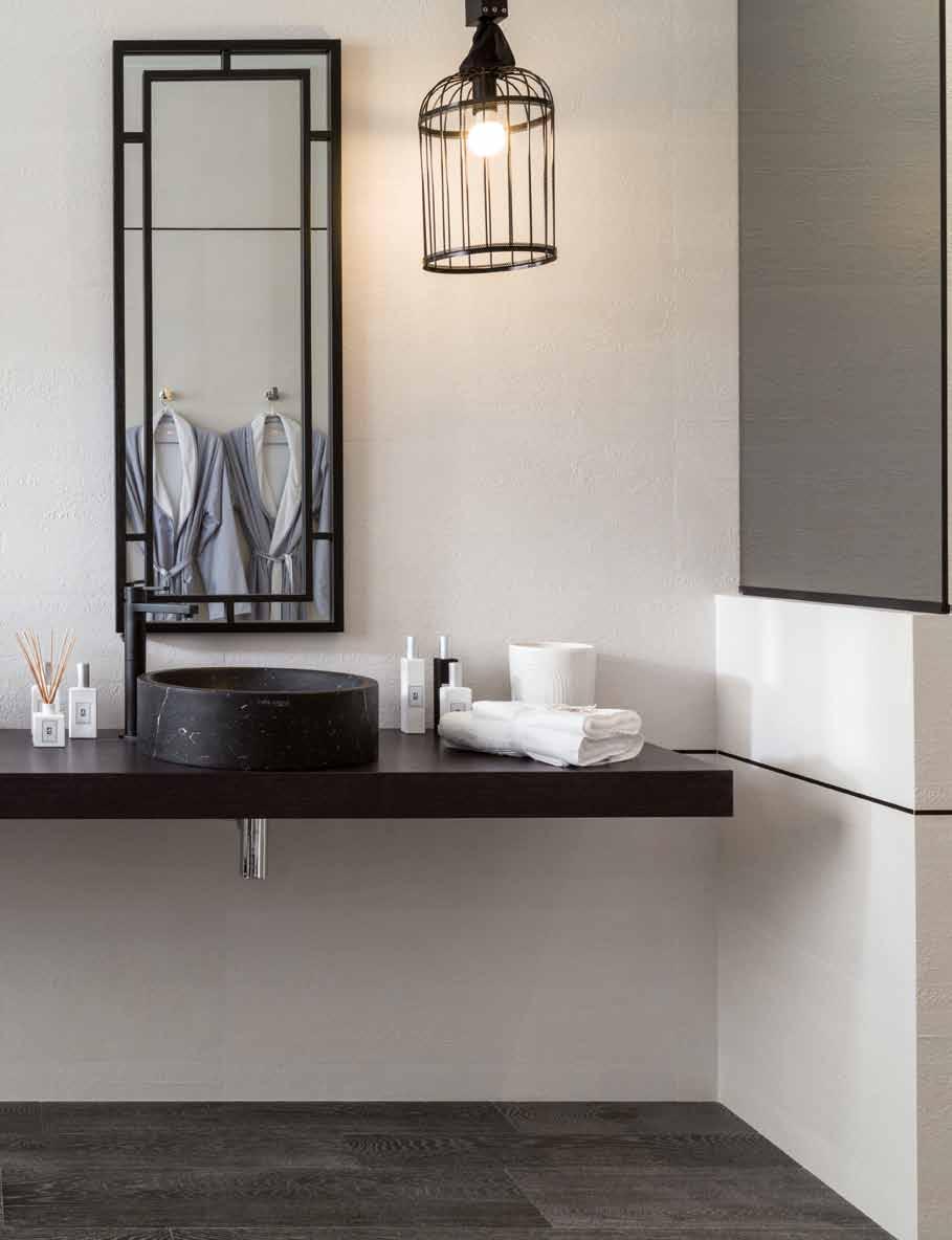 BATHROOMS PORCELANOSA Grupo can help you create the perfect risk-free setting for enjoying the magic of water, with the emphasis on functionality and beauty.