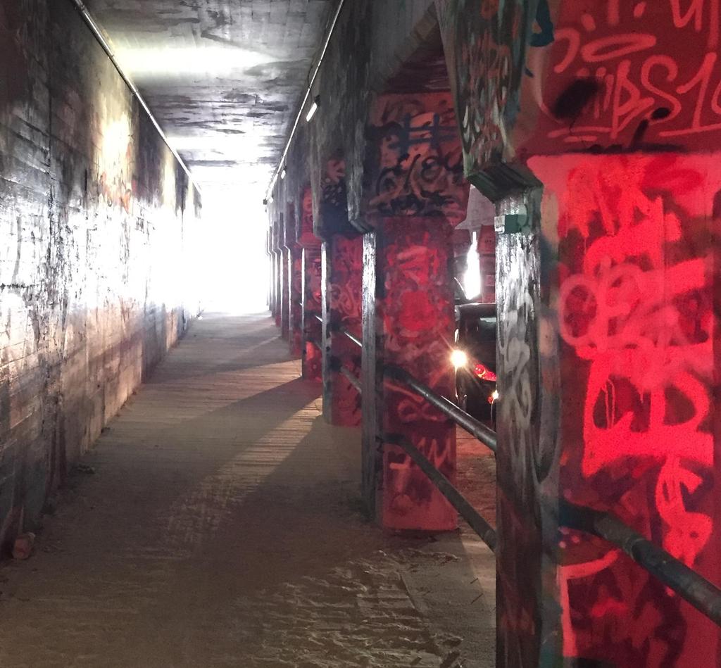Krog Street Tunnel: Lighting &