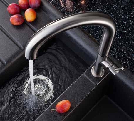 Complete with removable tap heads at the end of hoses for added flexibility; get the most out of your kitchen tap with this useful design feature.