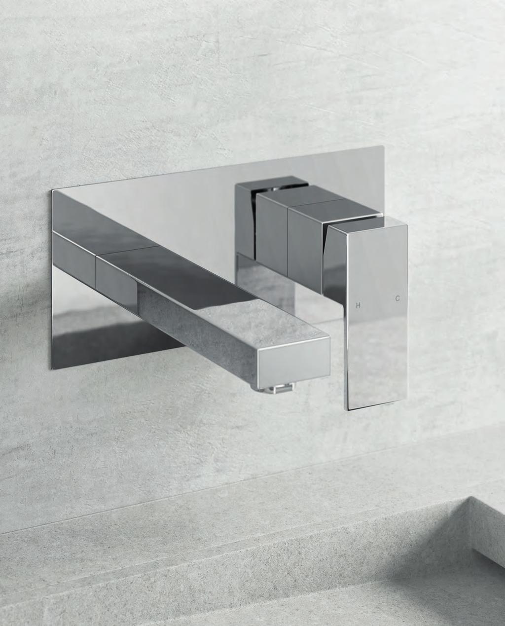 NEW VOSSEN The new Vossen design has a distinct flavour of Art Deco design. Visualise this elegant shape teamed with a retro-style bathroom.