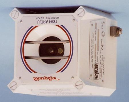 Ultra Fast UV/IR Flame Detector Model 20/20F User and Maintenance Manual TM756100 Rev A, July 2005 ATEX Approved Ex II 2G EExd IIB + H2 T5 EExde IIB + H 2 T5