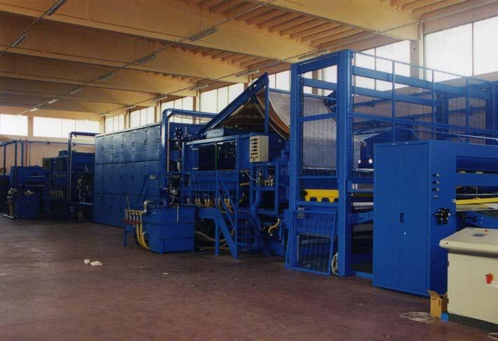 MULTI LAYERS OVEN Spray bonding plant with 1 section oven 6m long. Abrasive wadding.