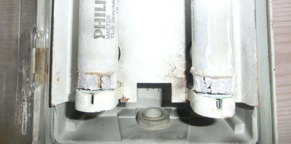 The reference light fixture showed evidence of corrosive impact and salt deposits at the ends of the light tubes (figure 15).