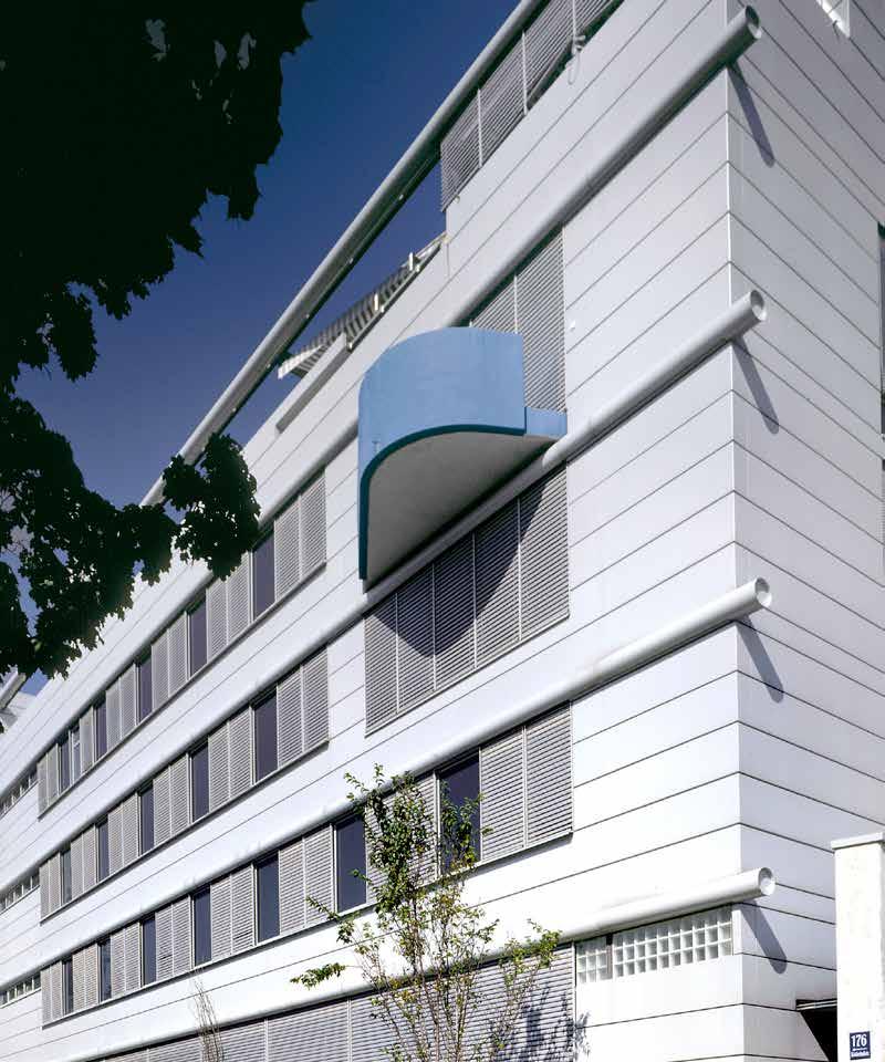 External Venetian Blinds For many years European architects have been specifying HunterDouglas External