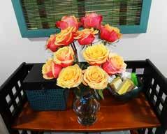 day. Roses were used here but the arrange and rearrange concept works for any long lasting flowers (carnations, alstromeria lilies, chrysanthemums, snapdragons, lilies, stock, gerberas, callas and