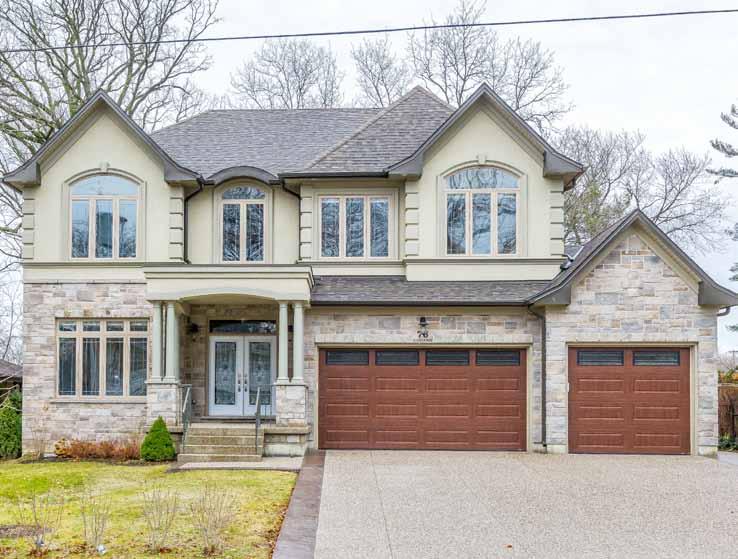 76 AUCHMAR ROAD HAMILTON Gorgeous custom family home steps from hillfield private school. Loaded with upgrades.