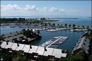 Small Boat Harbor PROJECT DESCRIPTION: Three publicly held marinas now exist within the Buffalo Harbor Brownfield Opportunity Area, including