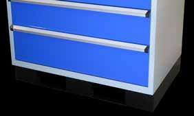options Order Code Description Drawer Front Heights No Drawer Dividers Included Full Range on Pages 52-53 CHD815-4 4 Drawer Cabinet 1 x 125, 1 x 150, 1 x 200, 1 x 250 CHD815-7 7 Drawer Cabinet 6 x