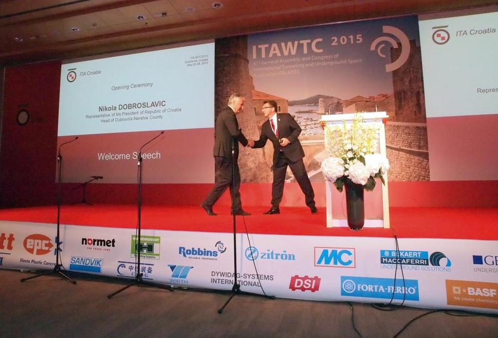 2015 WTC, Opening Ceremony: Nikola Dobroslavic, Representative of the President of the Croatian Republic, shaking hands with Davorin Kolic, President of the Croatian Association for Tunnels and