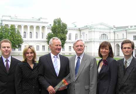2005 m. Dr. V.Adamkaus premija prof. J.