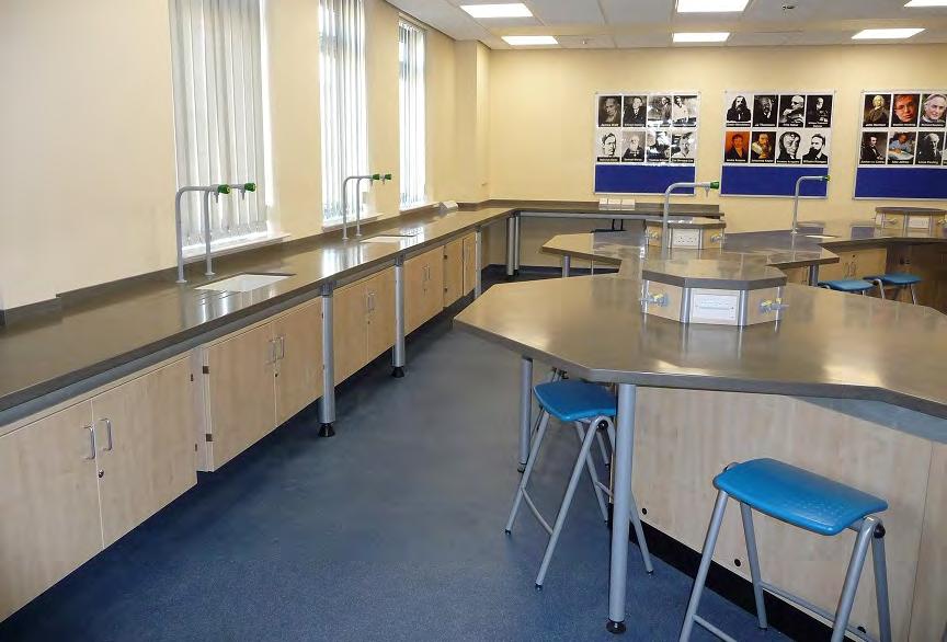 SCIENCE LABORATORIES & PREPERATION ROOMS High pressure laminate worktops Fitted