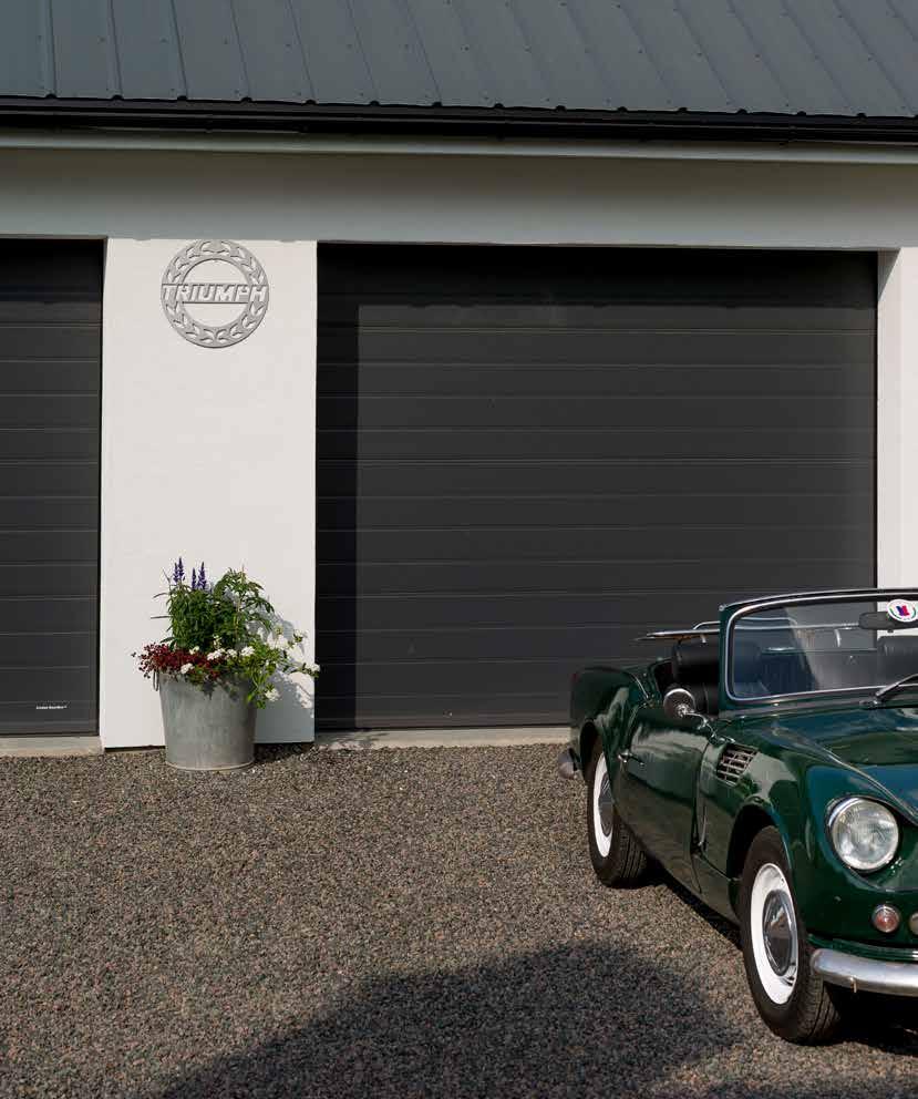 There are many good reasons for choosing a Lindab garage door LindabGarage doors Short delivery times Door leaf thickness of 46 mm Choose a Sablé colour to match the windows of your house Low