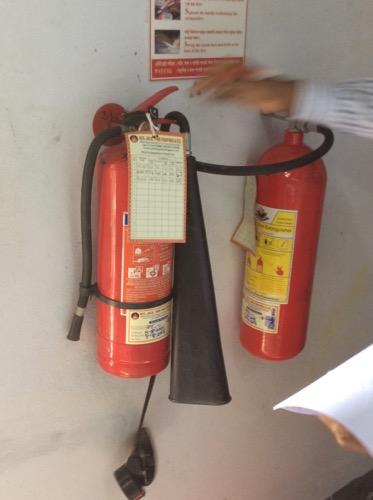 Page 15 CO2 portable fire extinguisher Dry chemical portable fire extinguisher Each floor had firefighting equipment staged outside the main floor entrances.