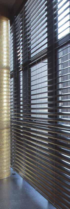 w Control of daylight, including reflecting light onto ceilings and distributing light further into rooms. w Slats can be automatically tilted to optimise shading at varying sun angles.