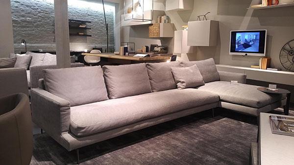 LIVING Sofas LARSEN SOFA Partner: VERZELLONI Side piece left + chaise longue right + lumbar cushion.