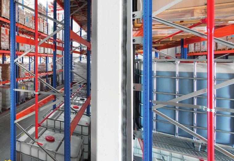 Case Study Vosschemie Rosenbauer Technical details of the CAF extinguishing system for the VOSSCHEMIE hazardous goods warehouse Technical design of the CAFS unit according to DIN EN 13565-2