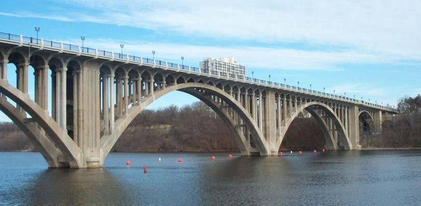 Paul Constructed in 1927, the Intercity Bridge carries Ford Parkway over the Mississippi River.