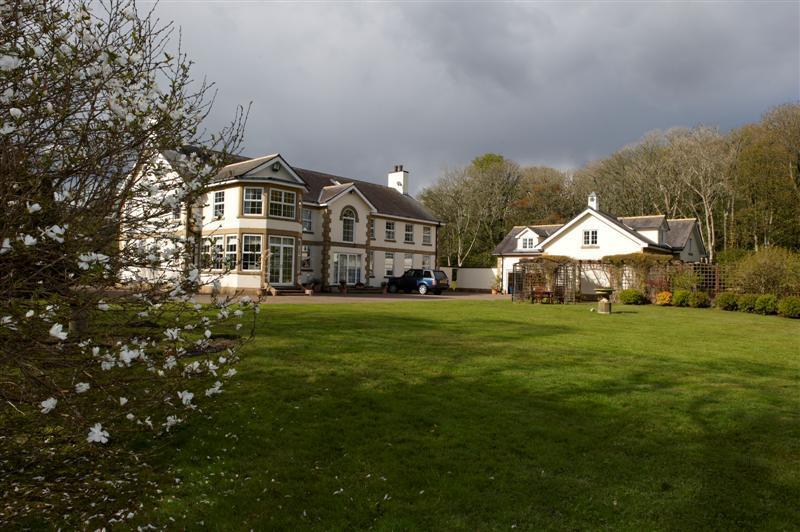 Barrowdale House, Sir Georges Bridge, Abbeylands, IM4 5EH Asking Price 3,500,000 An impressive modern country mansion house built to the highest of