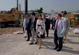 The Minister was accompanied by representatives of the Greek Ministry for the Environment, Planning, and Public Works, as well as by José Mayor, Chairman of FCC Construcción.