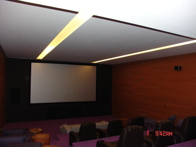 000m 2 ceiling cooling surfase (South