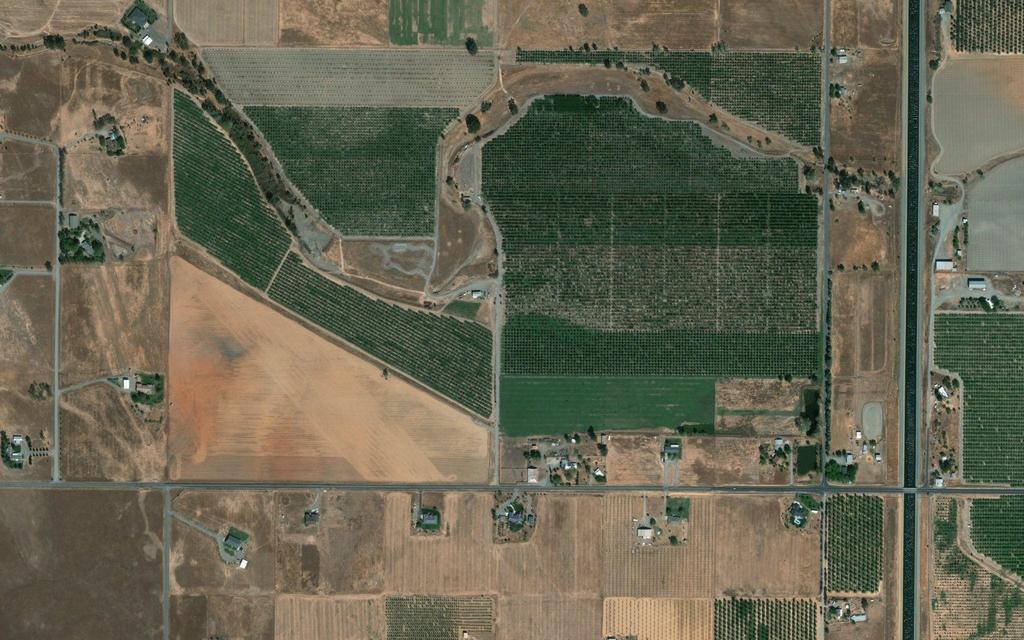 122 9' 8'' W Irrigated Capability Class Tehama County, California (Eller White Ranch) 122 8' 5'' W 39 58' 7'' N 4423700 4423800 4423900 4424000 4424100 4424200 4424300 4424400 4424500 4424600 572400