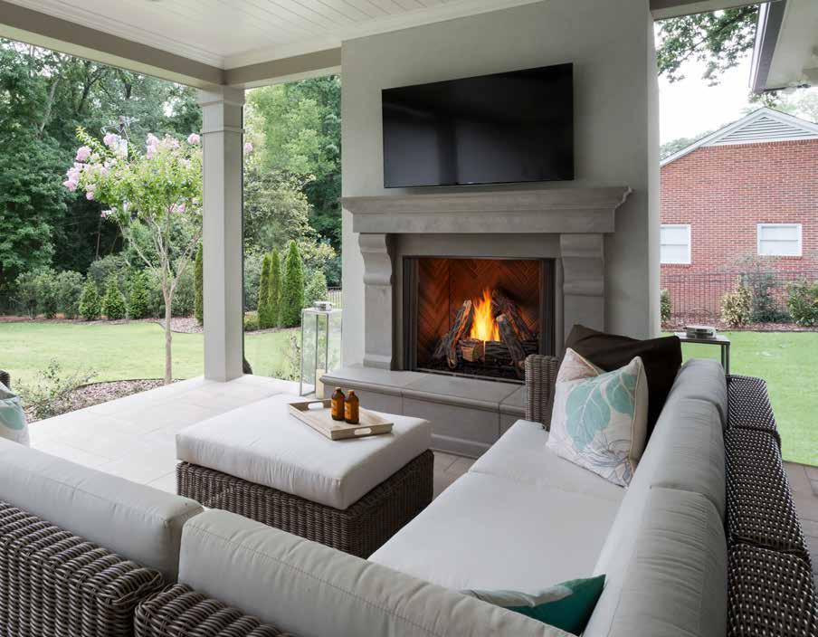 36 " 42 " COURTYARD OUTDOOR GAS FIREPLACE The Courtyard outdoor gas fireplace is the perfect blend of artistry and function: traditional styling with