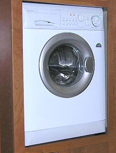 SECTION 4 APPLIANCES AND SYSTEMS WASHER/DRYER If Equipped for up to 2 minutes after the cycle ends. DO NOT attempt to open the door unless the STATUS/ DOOR LOCK LED is BLINKING SLOWLY!
