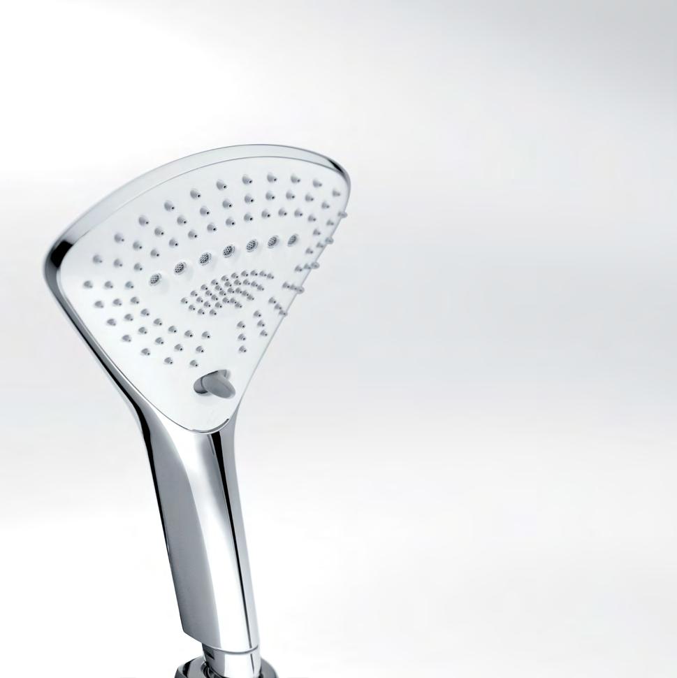 The perfect shower with a full and gentle jet of water The unique handset with the fan array can be adjusted with a choice of three types of jet.