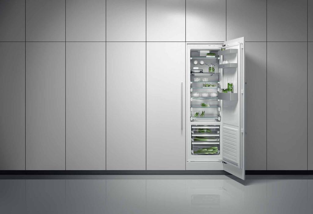 Cooling Elegant and impressively efficient, the fridge-freezer, refrigerator and freezer range offers multiple combinations. Each with a niche dimension of 56 cm wide and 140 cm or 177.5 cm high.