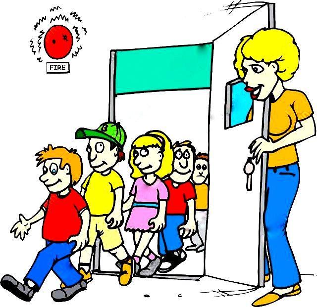 Early Childhood Helpers (19 months kindergarten) Toddlers through kindergarten are lined up single file Each child holding onto the Travel Rope One adult is posted at