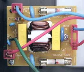 If 120 VAC is not present, check wiring from power cord to Noise Filter 1. Disassembly To remove Noise Filter (1): 1. Disconnect power to the oven. 2. Remove the Outer Cover. (See Outer Cover.) 3.