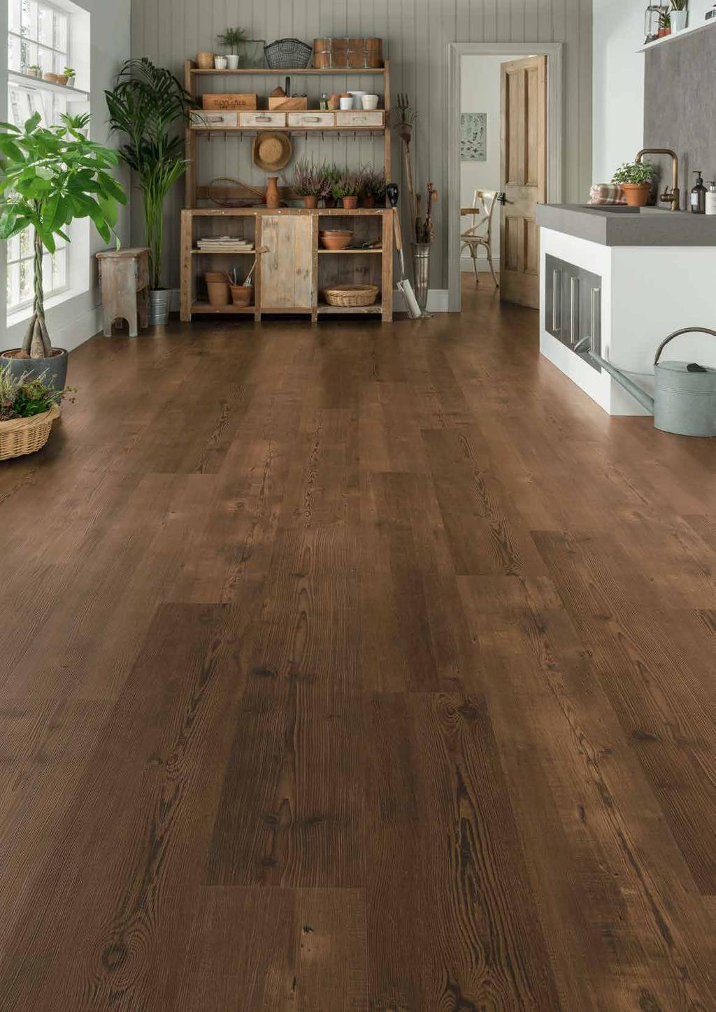 The aged finished of Antique Heart Pine helps to establish opulence