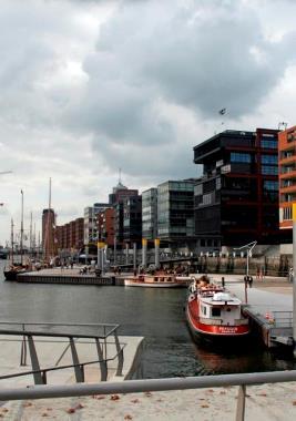 is used to heat buildings in HafenCity 90%