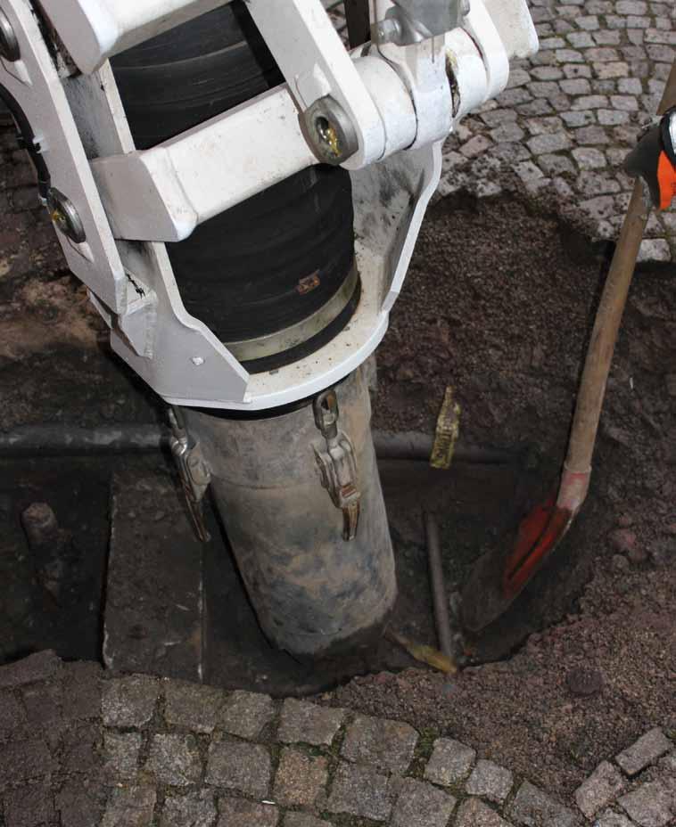 be very quickly isolated with a suction excavator without causing any additional damage. The suction air stream itself poses no threat to underground cable systems.