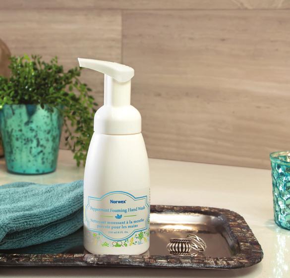 Soft, clean hands PEPPERMINT FOAMING HAND WASH Transform an everyday task into something you enjoy.