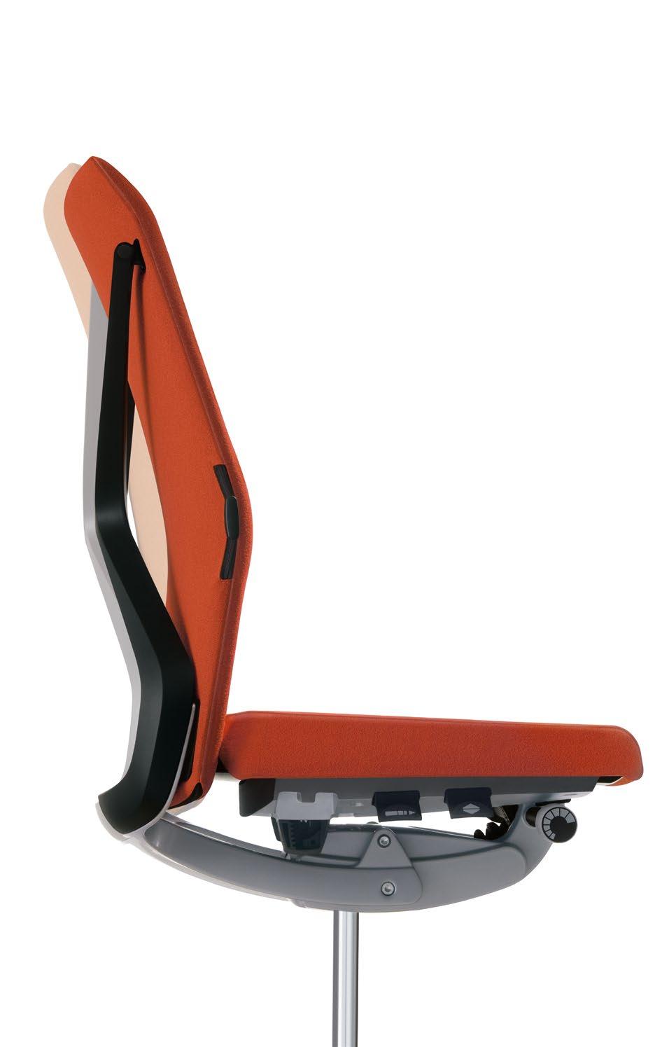 Flexible support. The backrest with support structure and the mobile, flexible upholstery support the back in every move. The iliac crest region is perfectly supported in all working positions.