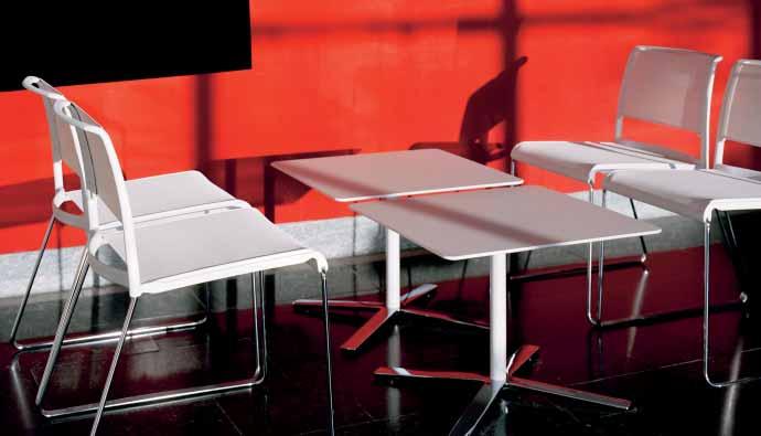 In addition to high tables and cafeteria versions, the range is completed by lowheight tables for lounge applications. Aline. Purposeful.