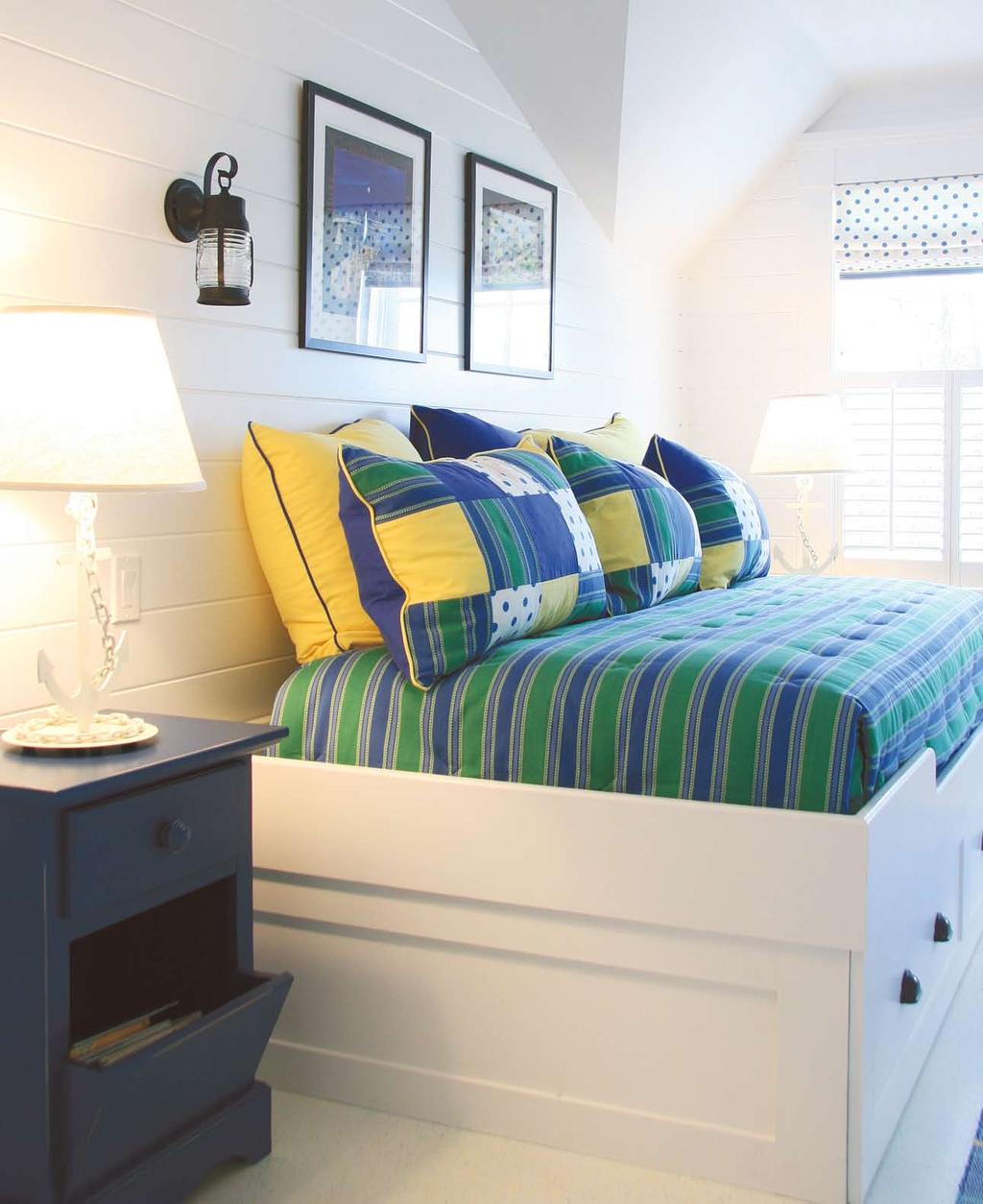 captain s quarters Above: Reminiscent of a boat s bunk, this functional guest room day bed offers extra storage