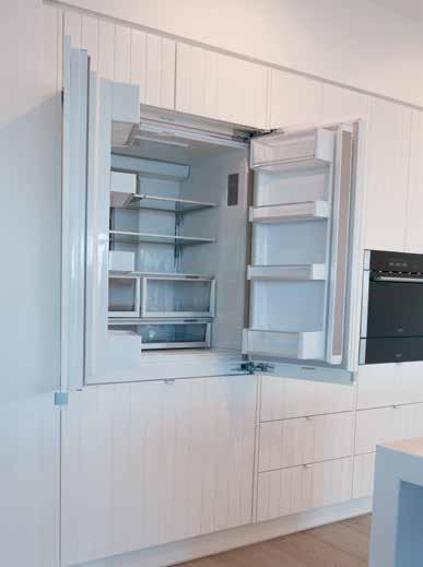 INTEGRATED DISHWASHER ALTERNATE OPTION* INTEGRATED FRIDGE ALTERNATE OPTION* FISHER AND PAYKEL Integrated French double door fridge Integrated fridge doors will be