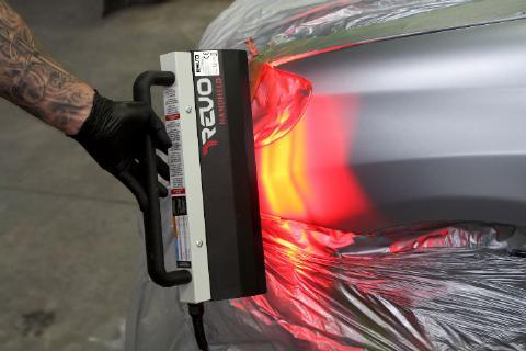 Using the REVO Handheld Unit Basecoat 1. Apply all coats of basecoat per manufacturer s recommendations. Drying with REVO between coats is not required, but can be done to speed up flash times.