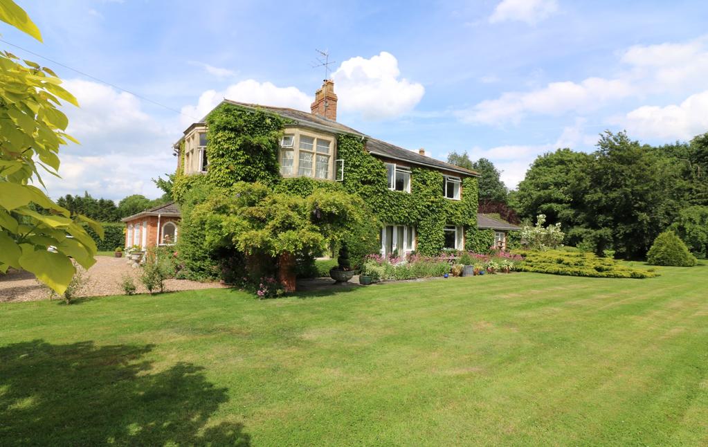 uk Brooklands Station Road Fladbury Near Pershore WR10 2QP For Sale Price On Application AN ELEGANT DETACHED PERIOD COUNTRY HOUSE ON THE OUTSKIRTS OF