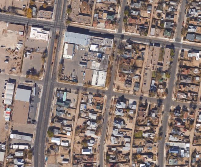 Site Close Up Site About the Location Situated in the Edo (East Down Town) neighborhood of Albuquerque, New Mexico, the property has fantastic corner access and excellent visibility. Broadway Ave.