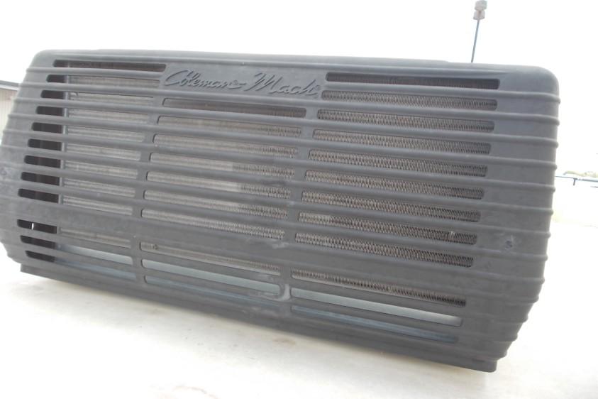 Air conditioner coils clean, good Roof Air er #2 Shroud Exterior Coils Remarks: Air